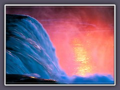 Niagara - American Falls illuminiert