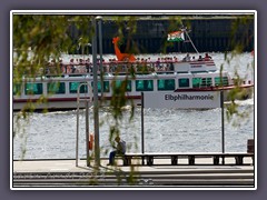 Die Anlegestelle Elbphilharmonie