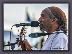 Mustafa - Singer auf Key West Sunset am Mallory Square