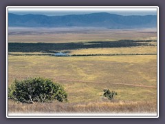 Ngorongoro Krater Übersicht mit Hippo Pool
